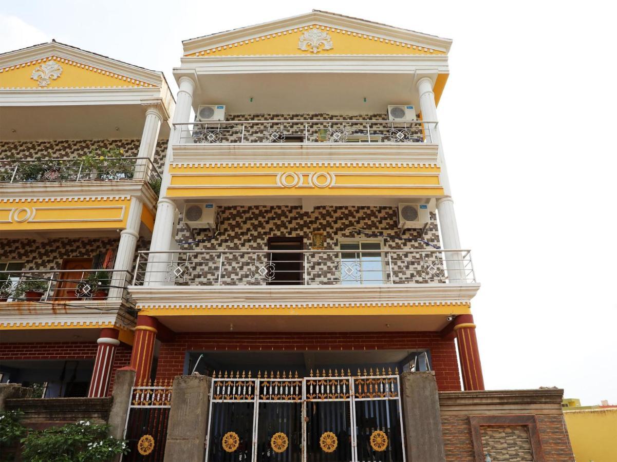 Capital O72337 Hotel Konkan Tadka Bombaim Exterior foto
